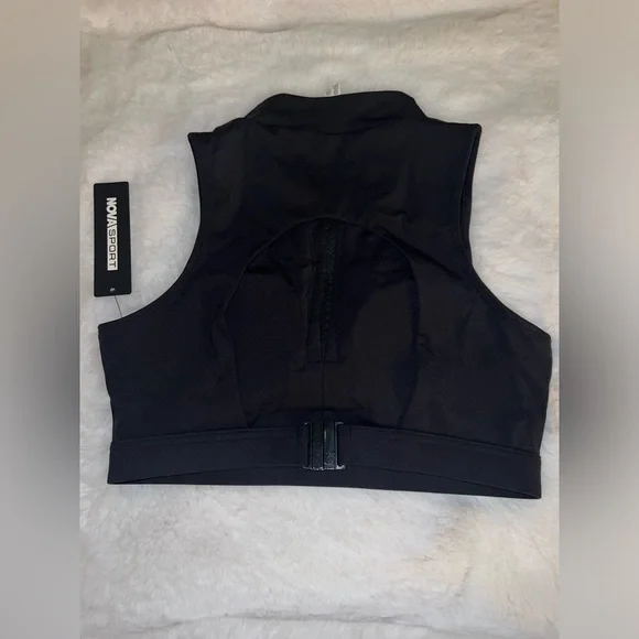 4/$10 Bundle Sale: Fashion Nova Nova Sport Hiking Babe Active Top - Picture 4 of 7